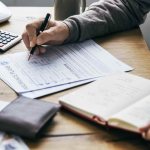 От чего зависит размер страховых взносов опс и омс