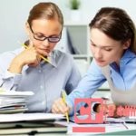 Процесс работы опытных бухгалтеров при составлении отчета