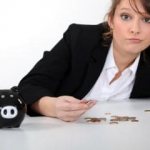 Работающая девушка