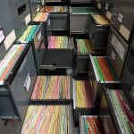 способы подачи документов тоже разные